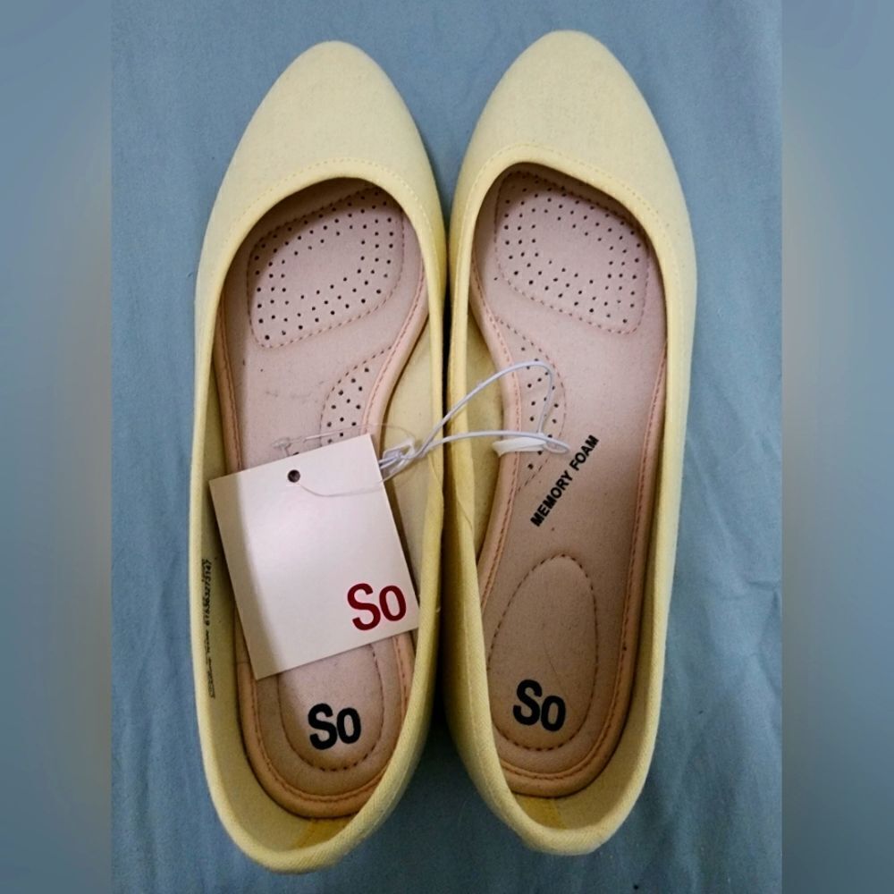 So Flats SZ 9.5 NWT